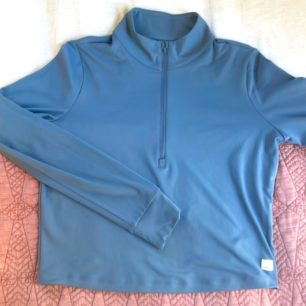 ✨Vuori Studio Half Zip ✨